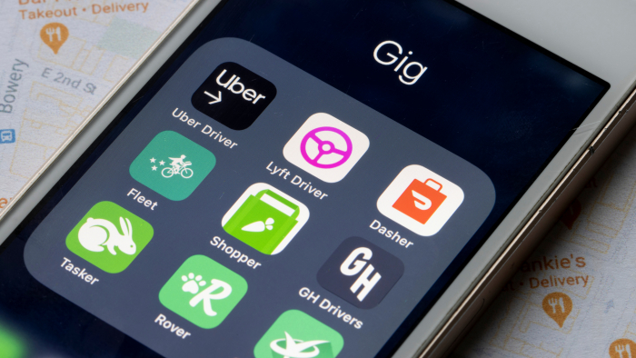 Assorted gig apps on a phone
